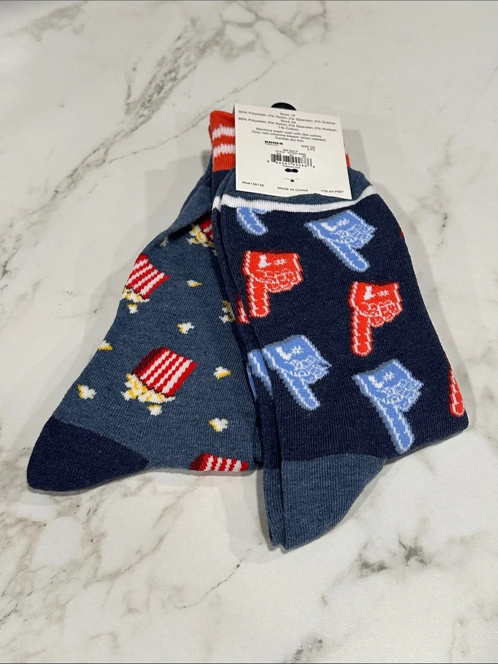 Twisted Toes Crew Socks Mens 8-13 NEW 2 Pair Popcorn Buckets #1 Fan